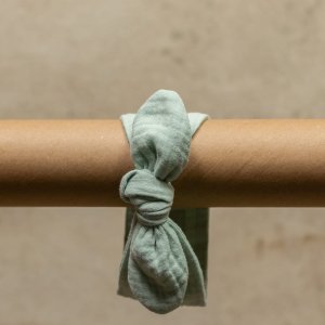 Opaska muślinowa miętowa dla dziewczynki z bawełny organicznej | 3-9 mc |